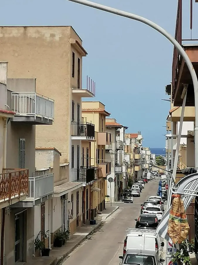 Appartamento casa vacanza Mivaja Terrasini Italia